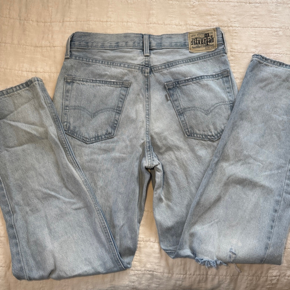 Silver Tab Levi Distressed Light Wash Jeans • W29 L 32 - Picture 3 of 9
